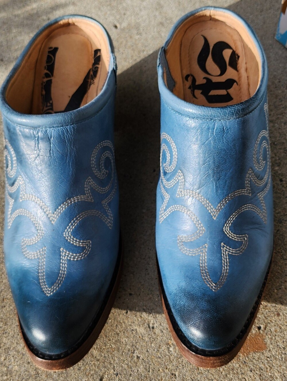 Lucchese Mules - Picture 3 of 10